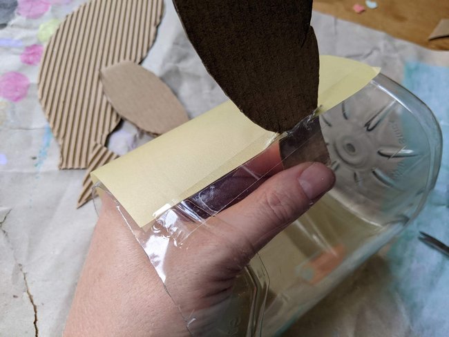 Laterne basteln aus Plastikflaschen Laterne basteln aus Plastikflaschen