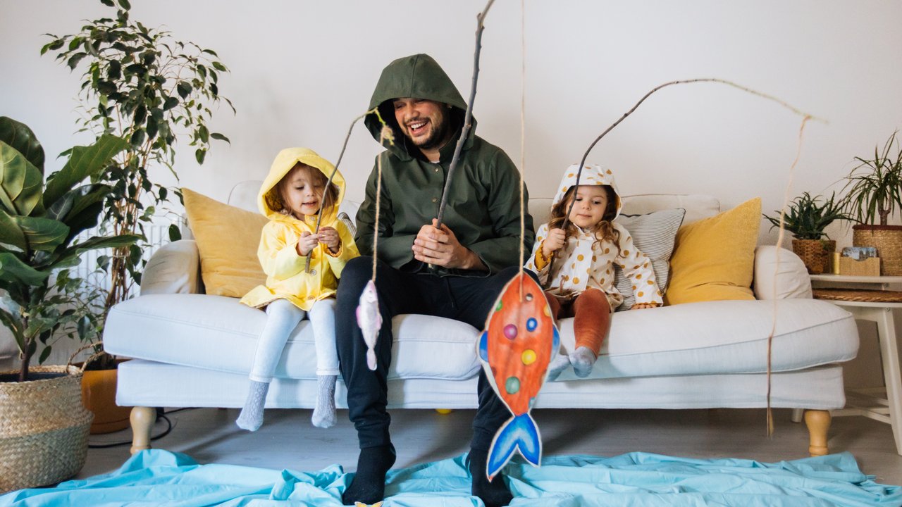 Kinder beschäftigen zu Hause Corona Quarantäne