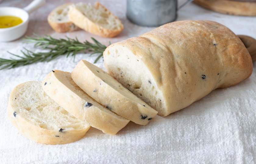 Ciabatta mit Oliven