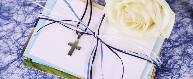 Das perfekte Geschenk zur Firmung: 13 originelle Ideen für Jugendliche