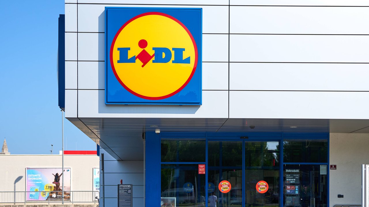 Diese Vase von Lidl sieht aus wie ein Einzelstück vom Designer.