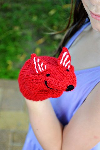 gestrickte Fuchshandpuppe